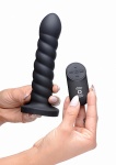 Sprężyste dildo spiralne z pilotem - SU Supple Swirl 21x Remote Control Silicone Dildo - czarne AF937