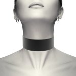 Coquette Chic Desire Choker – regulowany, czarny, wegańska skóra, metalowy pierścień