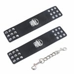 OHMAMA FETISH – regulowane opaski na nadgarstki z metalowymi zatrzaskami, PVC