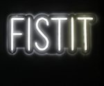 LED Neon Brand Sign Fist It – dekoracyjny szyld LED z adapterem EU, montaż ścienny