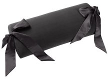 Liberator Ravish Pillow Black – poduszka z satynowymi taśmami, czarna, 91,5 cm, mikrofibra
