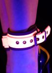 TABOOM Glow in the Dark Ankle Cuffs fluorescencyjne kajdanki na kostki, vegan leather