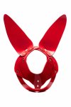KINKY DIVA Bunny Mask Red – anatomiczna maska z ekoskóry, czerwony połysk, regulowana, opakowanie woreczek