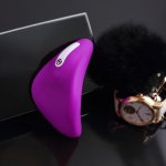 Nomi Tang Better Than Chocolate 2 Red Violet – stymulator z panelem dotykowym, wodoodporny