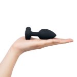 b-Vibe Vibrating Jewel Plug M/L Black Diamond model z pilotem, 15 programów